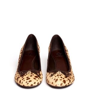 Tory Burch Chelsea Cheetah-Print Wedges 10.5